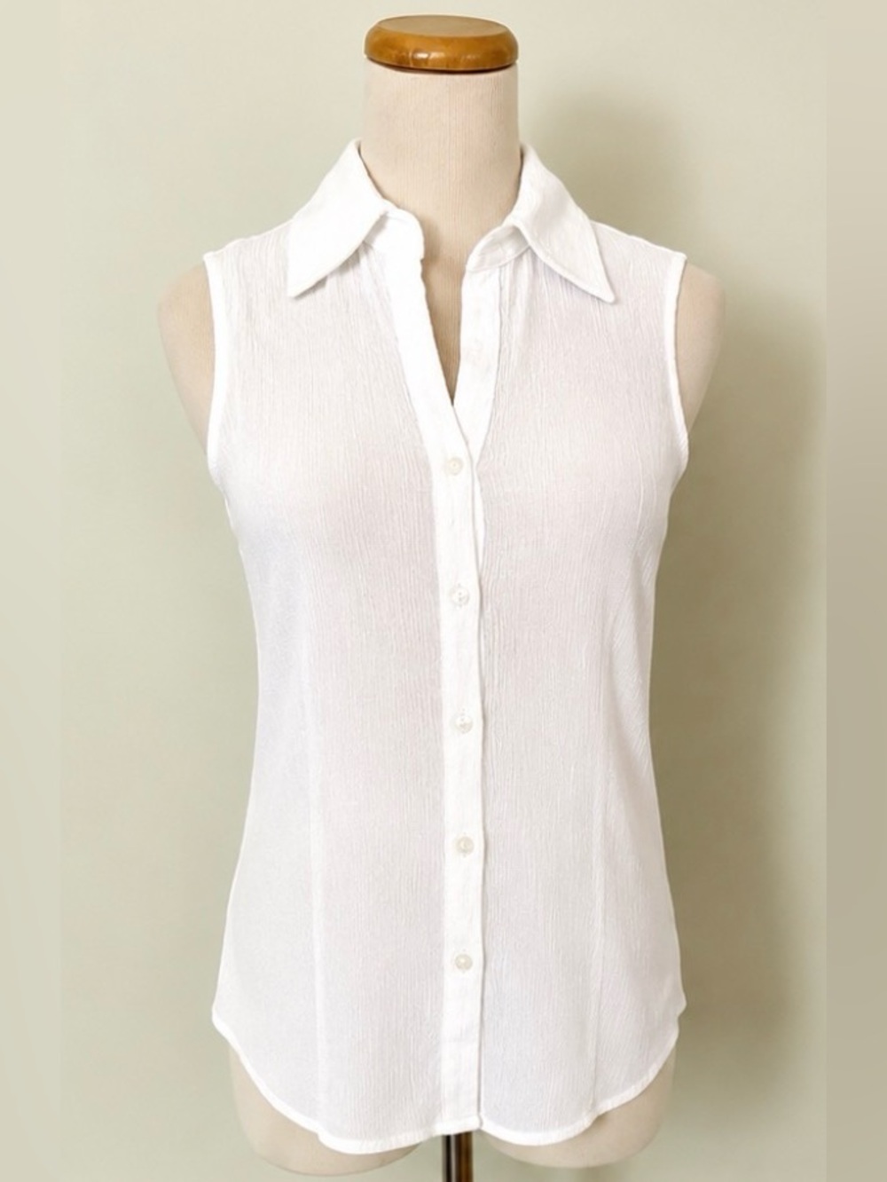[Renfrew] White Sleeveless Button Front Blouse Made in USA Sz S